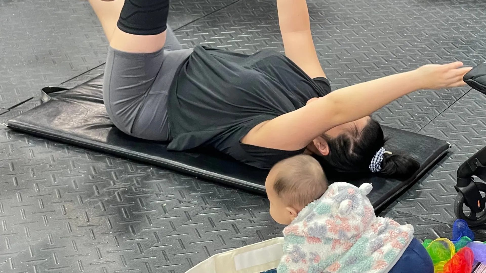 mom do exercise with baby